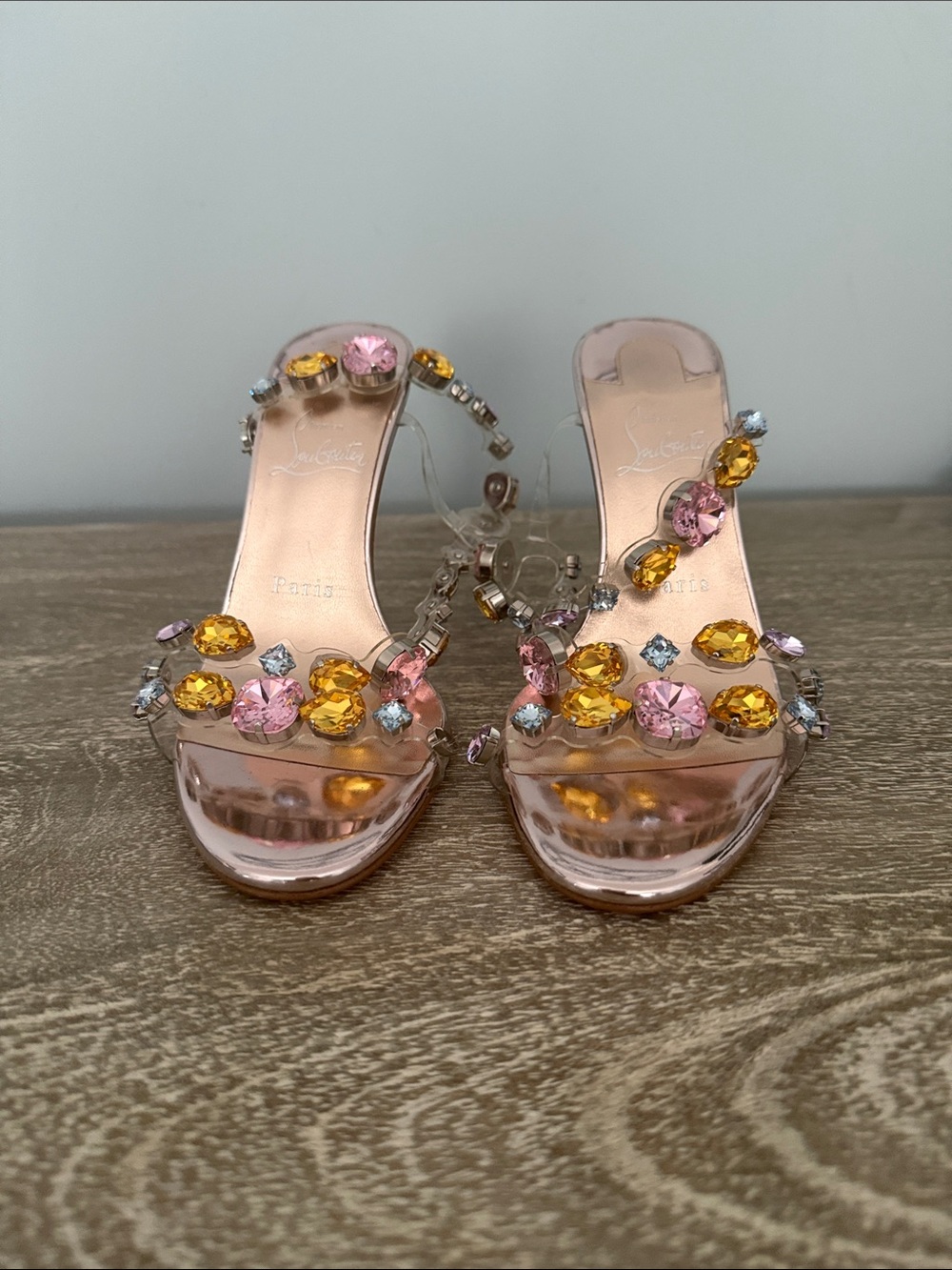 Christian Louboutin Rosa Z Jewel - Picture 5 of 5